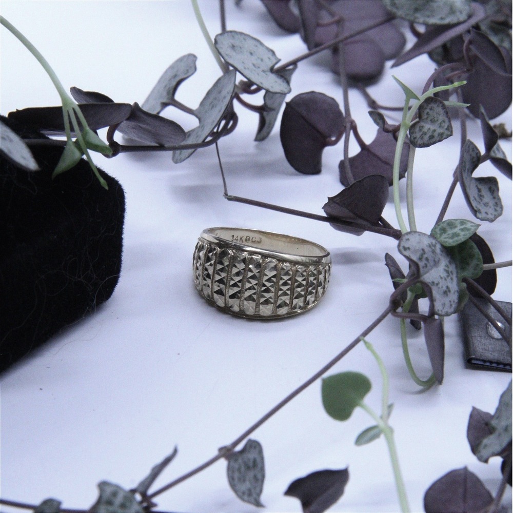 14k White Gold Diamond Cut‎ Dome Ring Textured Band Size 7